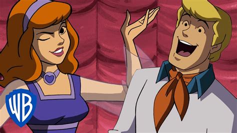 love daphne|scooby doo fred loves daphne.